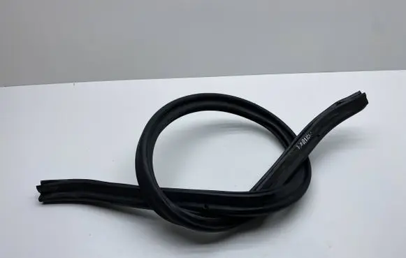 BMW X3 F25 Engine compartment rubber 