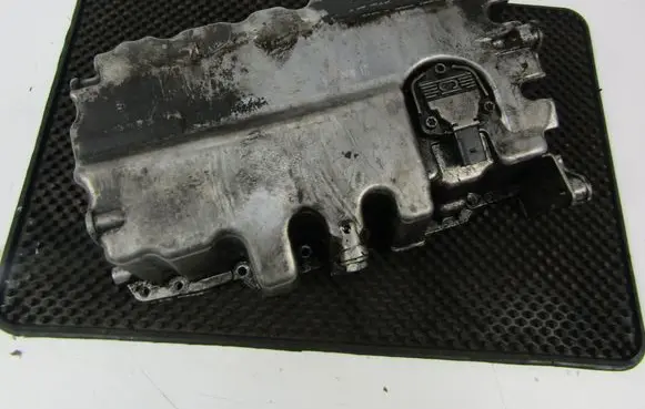 Volkswagen PASSAT B5.5 Oil sump 
