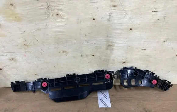 Toyota Highlander XU70 Rear bumper mounting bracket 52155 52255-0E070