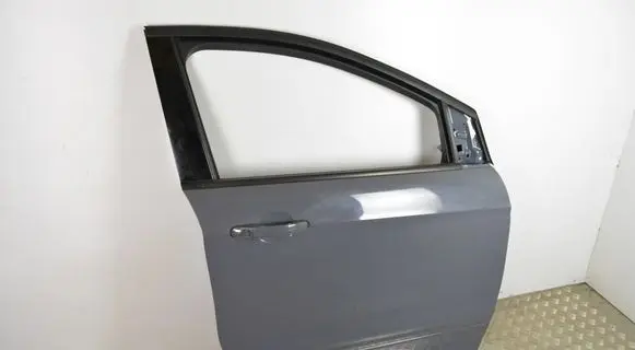 Ford Kuga II Door (2 Door Coupe) DV44S20220AB