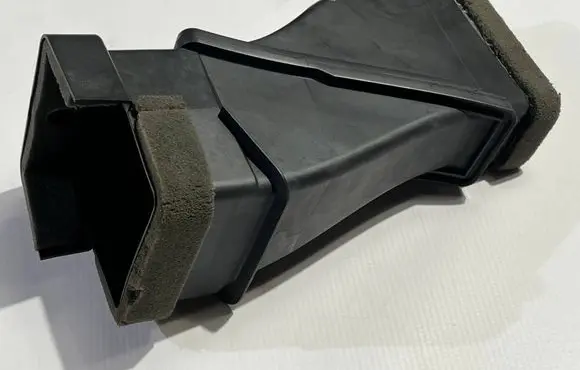 Dodge RAM Air intake duct part 68292830AA