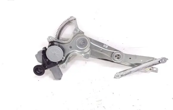 Lexus CT 200H Front door window regulator with motor 8572047110 0620203260