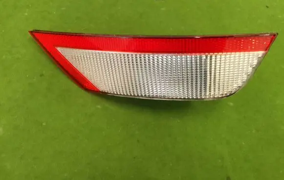 Ford Kuga II Rear fog light 90023299 CN1515500AD B55