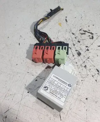 BMW 5 E60 E61 Air suspension control unit module (rear) 6784314 49183290000287384