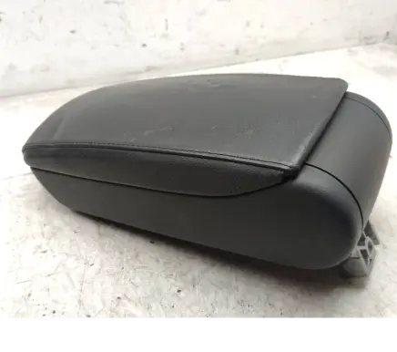 Audi A6 S6 C6 4F Armrest