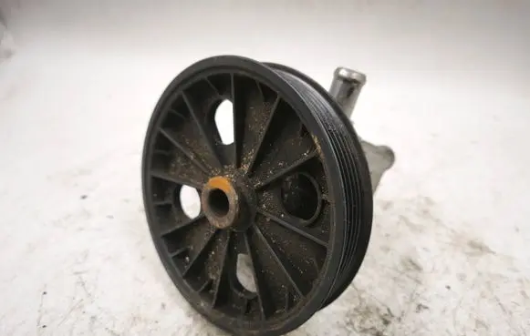 Volvo S60 Power steering pump 8649636 761306516