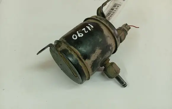 Toyota Corolla Verso AR10 Fuel filter 