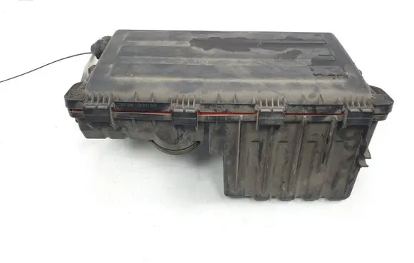 Skoda Roomster (5J) Air filter box 036129611CD
