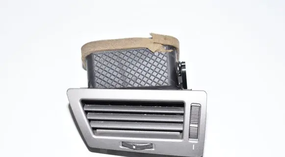 BMW 7 E65 E66 Dashboard side air vent grill/cover trim 8223333