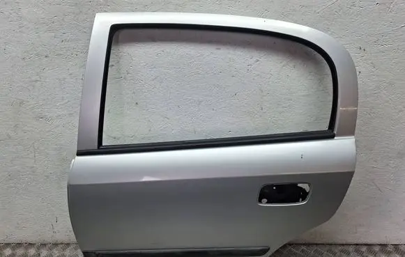 Opel Astra G Rear door 