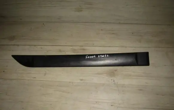 Ford Focus Rear bumper trim bar molding 98abf25532aew 98ab-f25532-aew