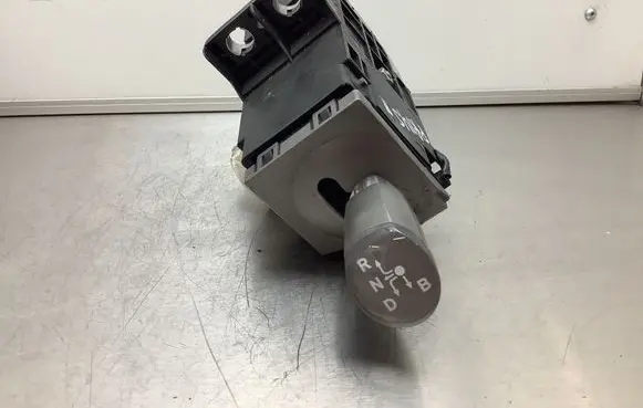 Toyota Prius (XW20) Gear shifter/selector PA66GF33