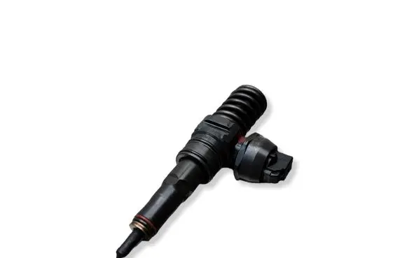 Volkswagen Golf V Fuel injector 0414720215 038130073AG