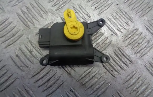 Skoda Octavia Mk1 (1U) A/C air flow flap actuator/motor 1J1907511E