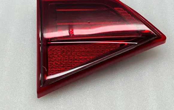 Suzuki Vitara (LY) Tailgate rear/tail lights