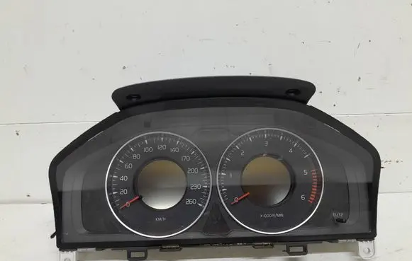 Volvo V60 Speedometer (instrument cluster) 31343323AA