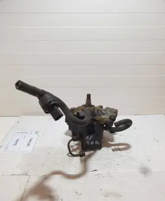 Audi A8 S8 D3 4E Fuel injection high pressure pump 0445010082 057130755G