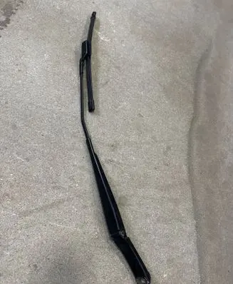 Seat Ibiza IV (6J,6P) Front wiper blade arm 6J1955410