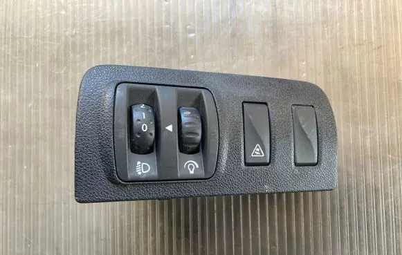 Renault Scenic III - Grand scenic III Headlight level height control switch 648450001R