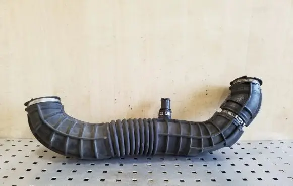 Ford Transit Turbo air intake inlet pipe/hose CC119C623CG