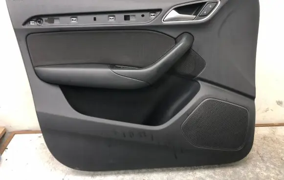 Audi Q3 8U Front door card panel trim 8U1867105