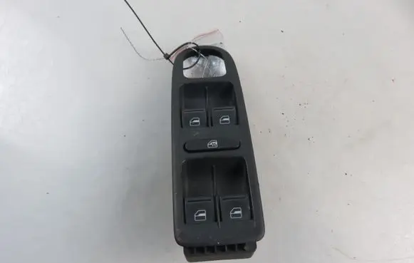 Volkswagen Golf VI Electric window control switch 1K4959857B