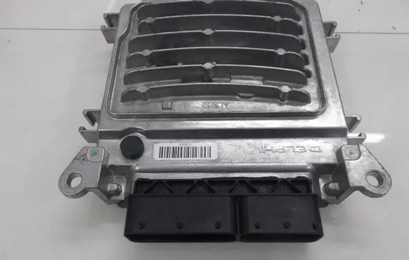 Mercedes-Benz C W204 Glow plug pre-heat relay A6519003100