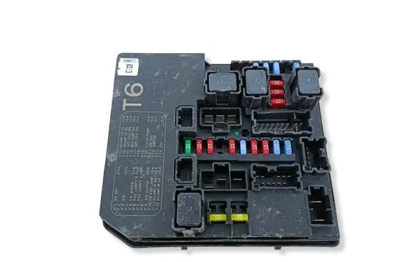 Nissan Juke I F15 Other control units/modules 284B71KK0B 8131009432 518592F