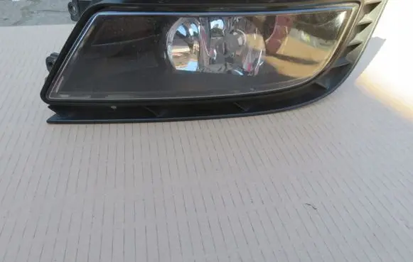Skoda Superb B6 (3T) Front fog light 3T0941700C