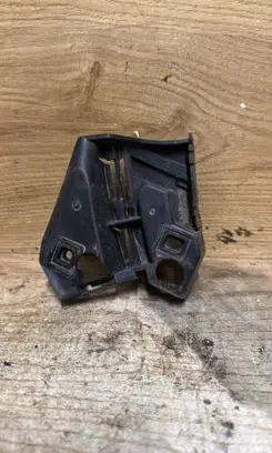 Volvo C30 Front bumper mounting bracket 30655935