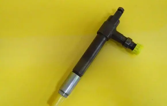 Mazda Premacy Fuel injector