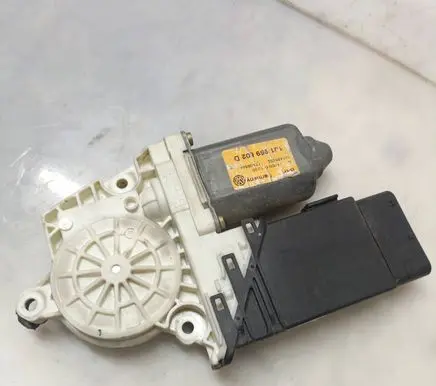 Volkswagen Golf IV Front door window regulator motor 1J1959802D 101426202 17308348