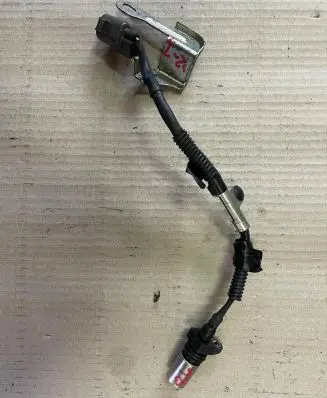 Toyota Avensis T270 Crankshaft position sensor 90919-05069