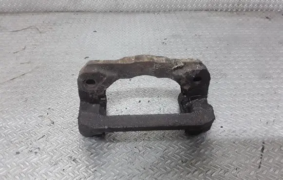 Nissan Pathfinder R51 Brake caliper pad carrier rear 