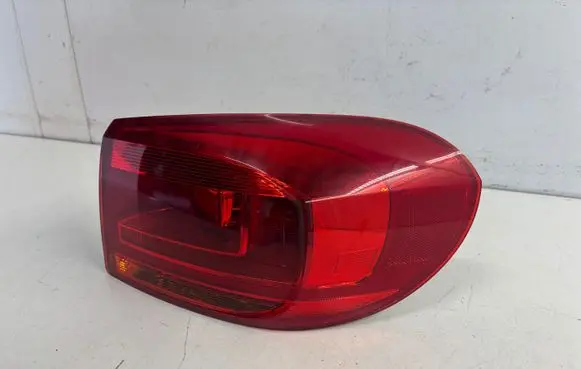 Volkswagen Tiguan Rear/tail lights 178933