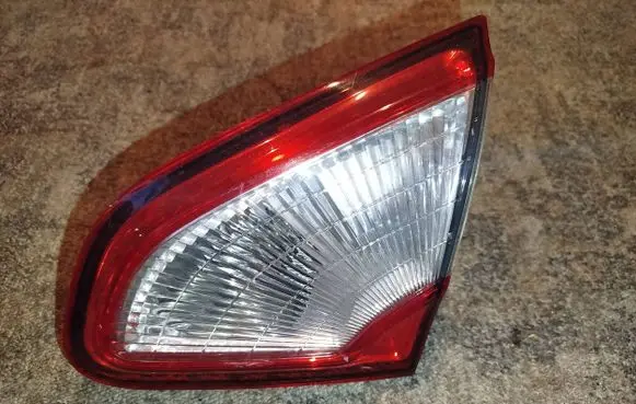 Nissan Qashqai+2 Tailgate rear/tail lights B26550BR01A 89503209 0092