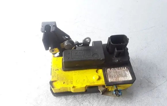 Volvo XC70 Front door lock