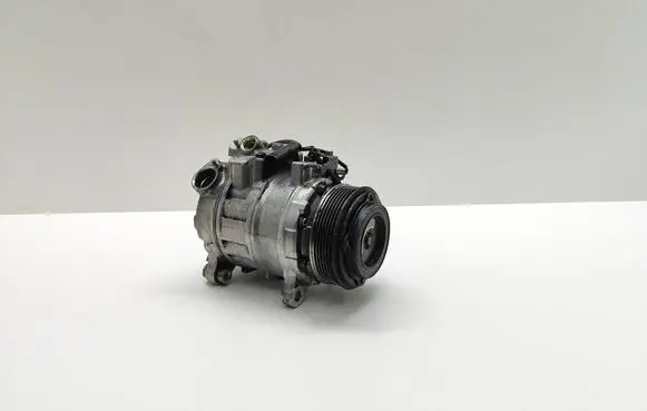 BMW 5 F10 F11 Air conditioning (A/C) compressor (pump) 9216466 921646603 64529216466