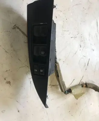 Subaru Outback Electric window control switch 94263aj030