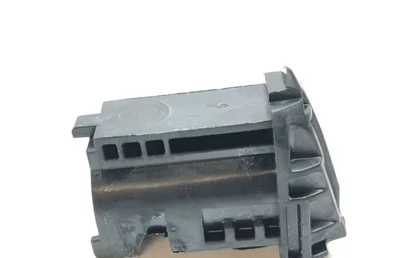 Peugeot 208 II Front door handle cover 