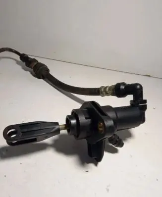 Mitsubishi Colt Clutch master cylinder A4542900004 33363