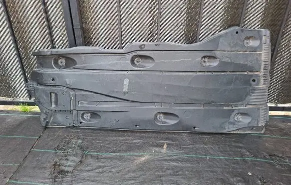 Audi A3 S3 8V Side bottom protection 5Q0825202L