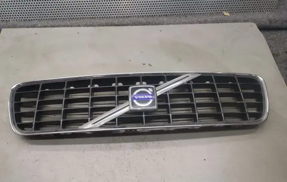 Volvo S60 Front bumper upper radiator grill 9190740 9151881