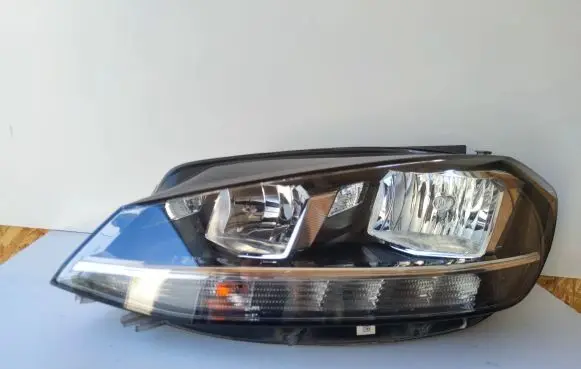 Volkswagen Golf VII Headlight/headlamp 5G1941005D