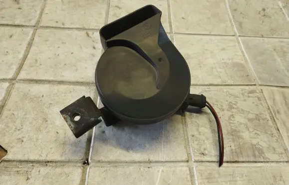 Volvo S60 Horn signal 9178849