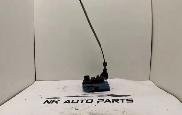 Volvo S60 Front door lock 30699748