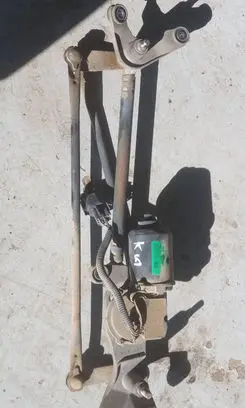 KIA Sorento Front wiper linkage and motor