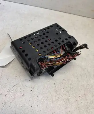Opel Zafira A Fuse box set 90589979