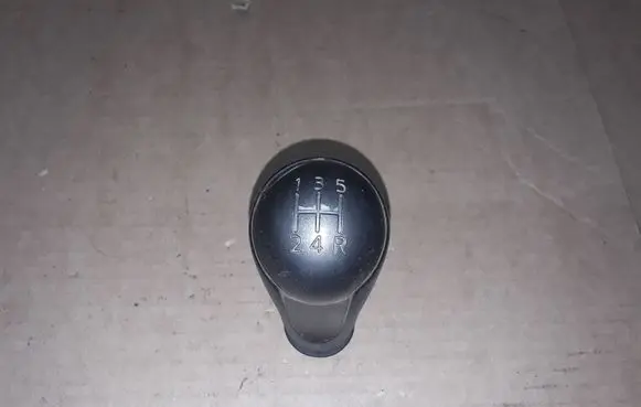 Nissan Note (E11) Gear lever shifter trim leather/knob 328659U00A