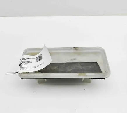 Quarter panel pressure vent